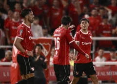 Independiente remontó un partidazo ante Defensa y Justicia y se afirma en la zona de playoffs