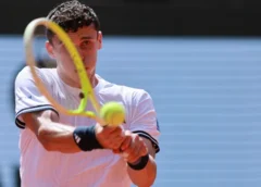 Batacazo en Roland Garros: Juan Manuel Cerúndolo eliminó a Jannik Sinner, el número 1 del mundo