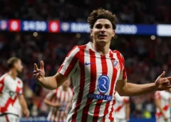 Real Madrid iría por Julián Álvarez con una oferta récord